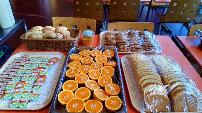 petit dej 3.jpg